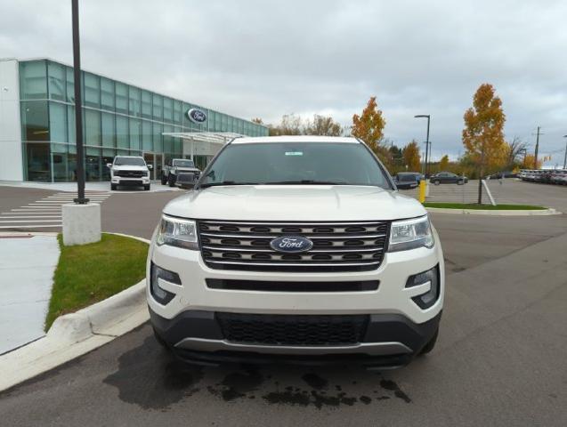 2017 Ford Explorer - $12,304