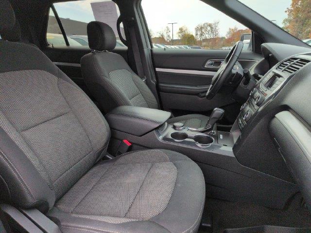 2017 Ford Explorer - $12,304