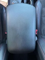 2018 Explorer Thumbnail 32