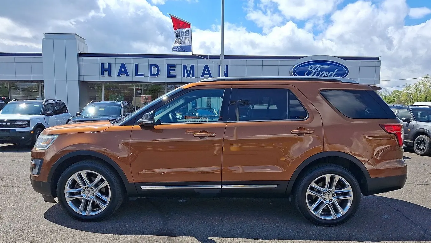 2017 Ford Explorer XLT