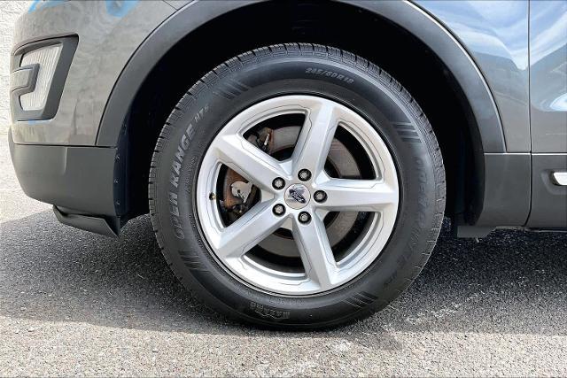 2017 Ford Explorer - $16,990