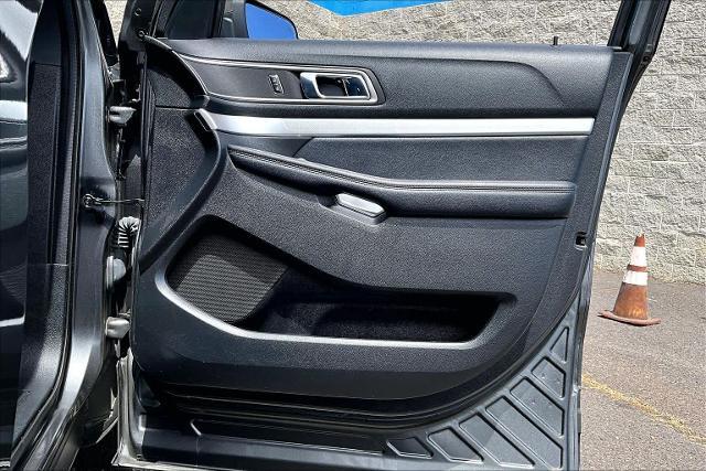 2017 Ford Explorer - $16,990