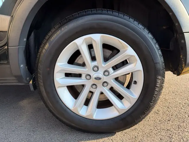 2014 Ford Explorer - $8,657