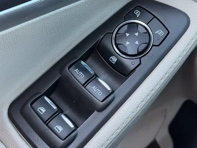 2014 Ford Explorer - $8,657