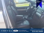 2016 Explorer Thumbnail 14