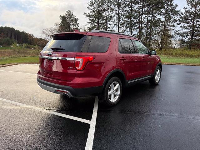 2017 Ford Explorer - $19,999