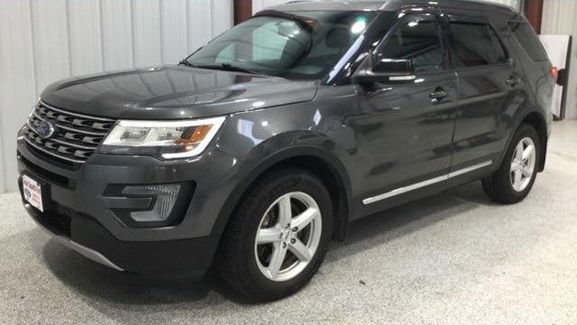 Preowned 2017 Ford Explorer XLT for Sale