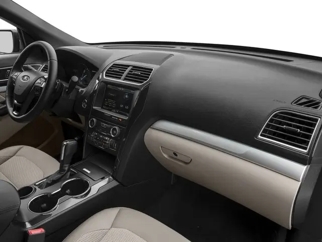 2017 Ford Explorer - $16,000