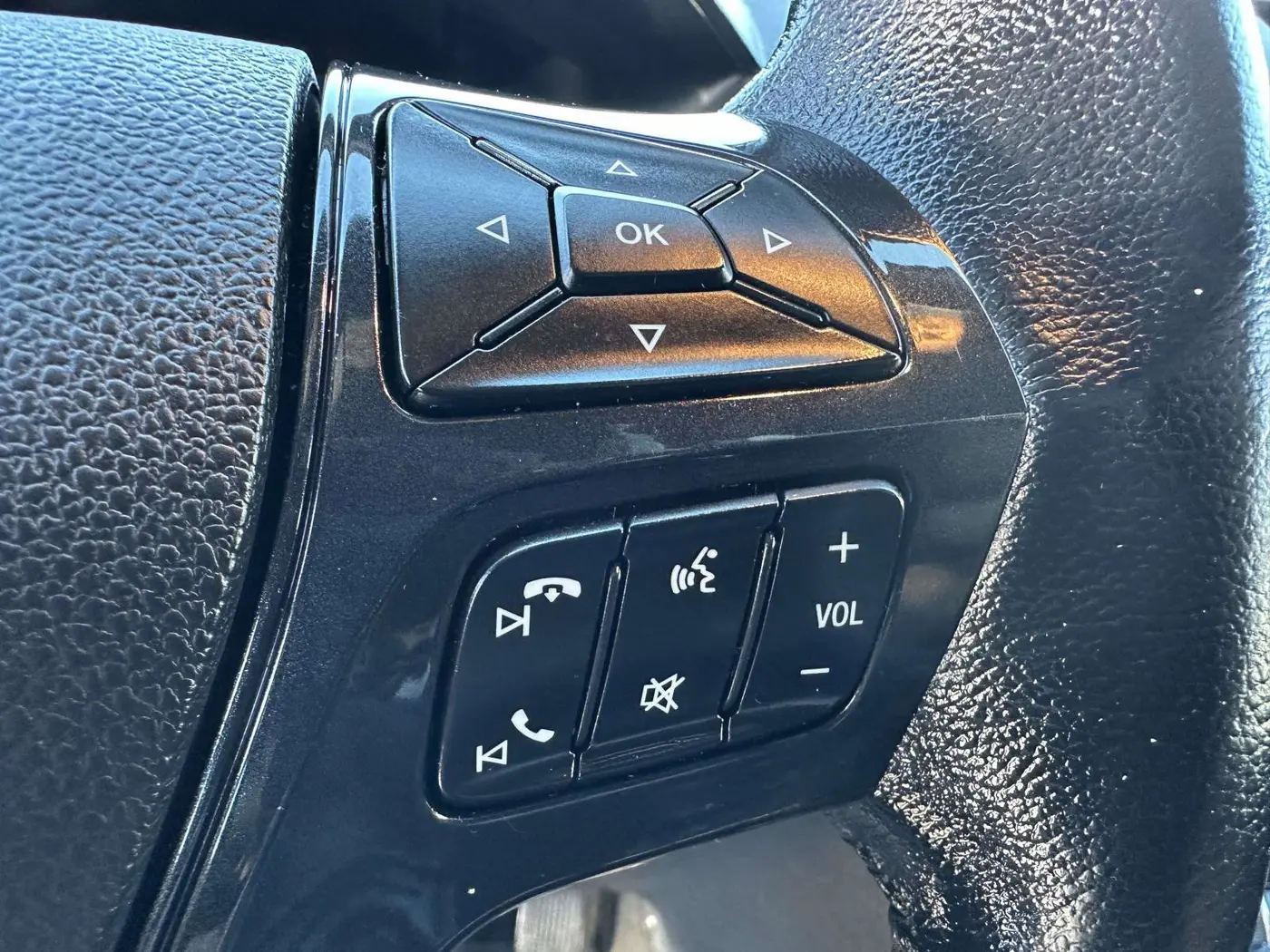 2017 Ford Explorer - $16,000