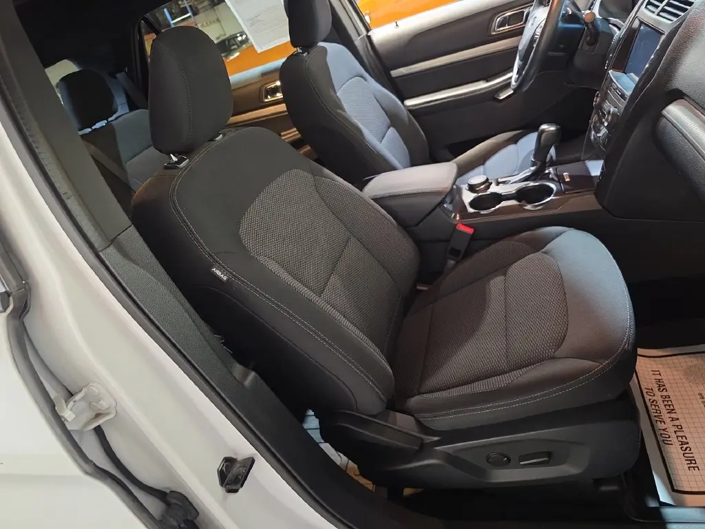 2019 Ford Explorer - $17,098