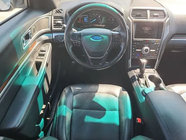 2016 Ford Explorer - $13,479