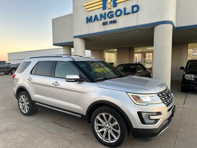 2016 Ford Explorer - $9,974