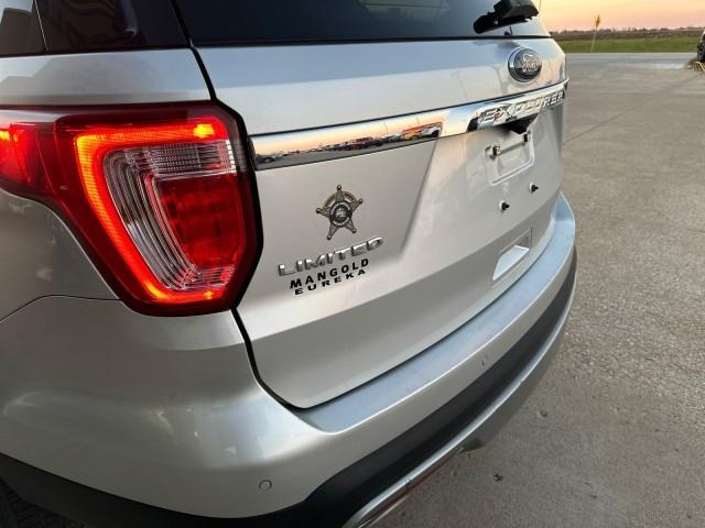 2016 Ford Explorer - $9,974