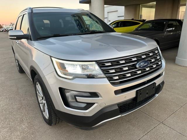 2016 Ford Explorer - $9,974