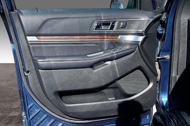 2017 Ford Explorer - $13,290