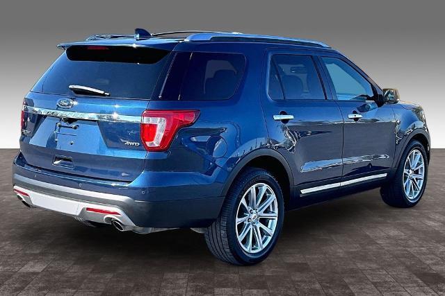 2017 Ford Explorer - $13,290