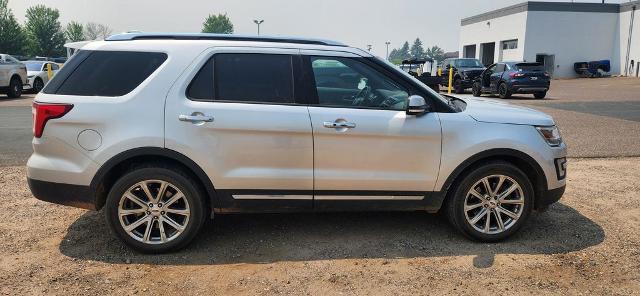 2017 Ford Explorer - $8,995