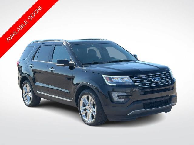 2017 Ford Explorer Limited — photo 1 of 12