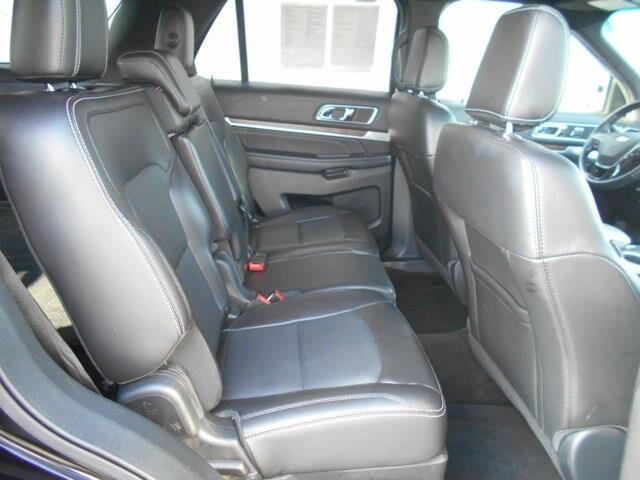 2018 Ford Explorer - $17,777