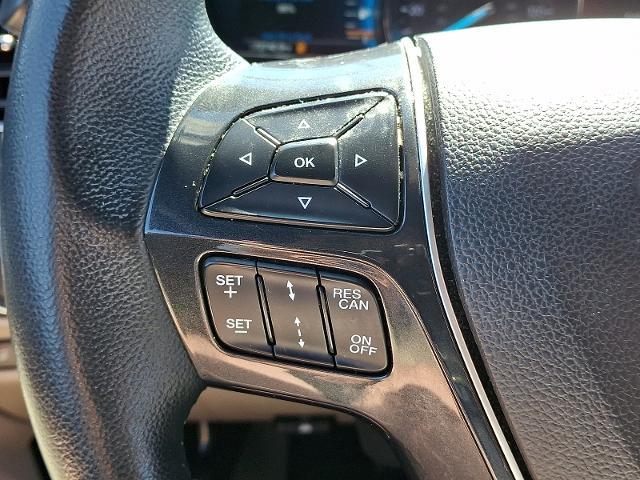 2019 Ford Explorer - $21,899