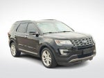 2016 Explorer Thumbnail 2