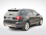 2016 Explorer Thumbnail 8