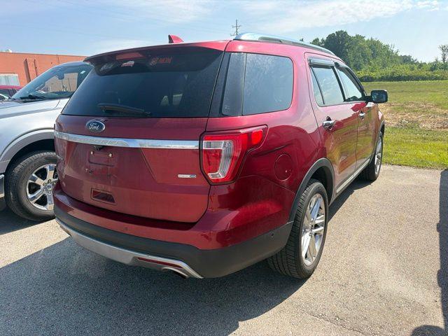 2016 Ford Explorer - $11,102