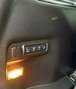 2016 Explorer Thumbnail 23