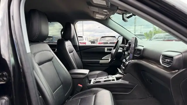 2023 Ford Explorer Hybrid Limited