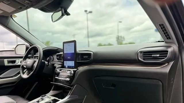 2023 Ford Explorer Hybrid Limited