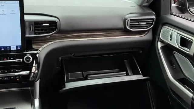 2023 Ford Explorer Hybrid Limited