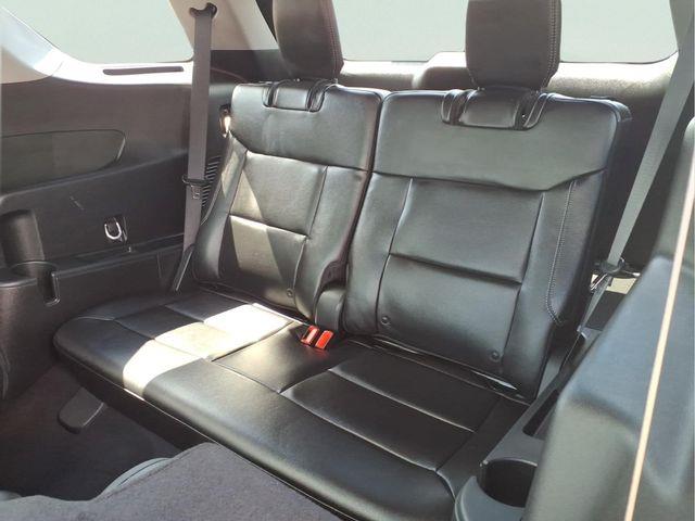 2023 Ford Explorer - $35,500
