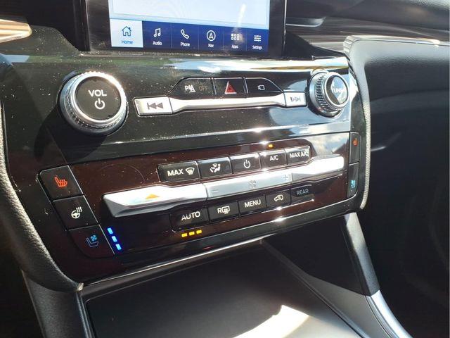 2023 Ford Explorer - $35,500