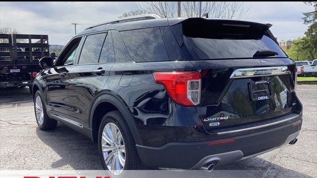 2023 Ford Explorer Hybrid Limited