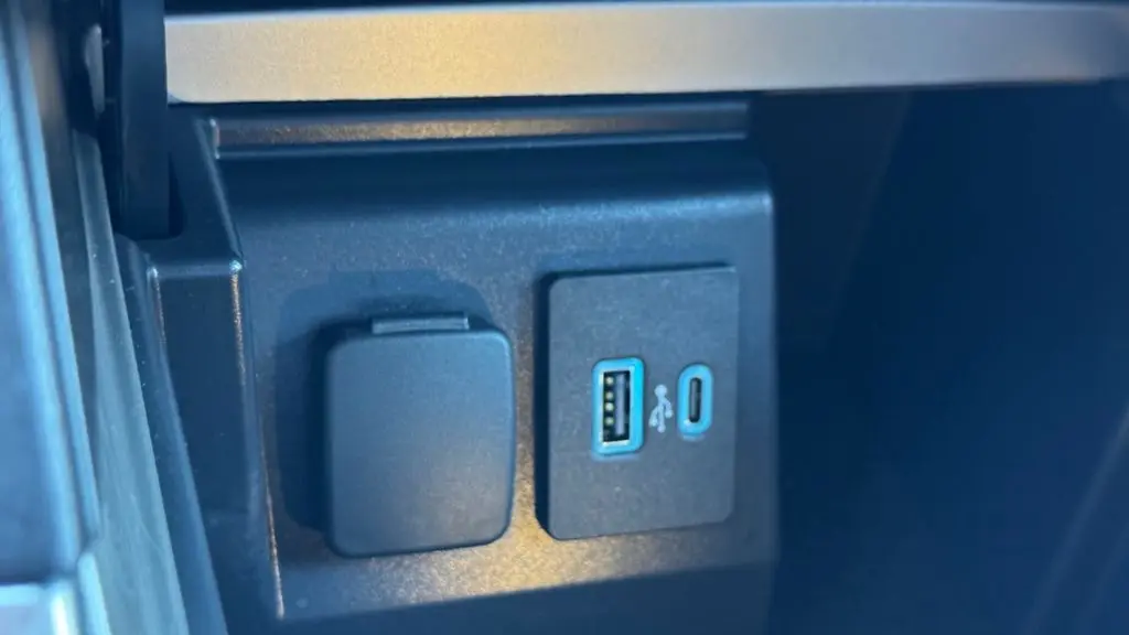 2021 Ford Explorer Hybrid Limited