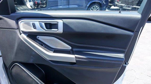 2023 Ford Explorer Hybrid Limited