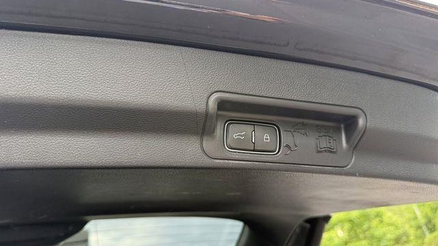 2021 Ford Explorer Hybrid Limited