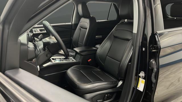 2023 Ford Explorer Hybrid Limited