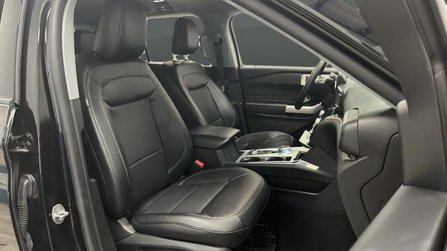 2023 Ford Explorer Hybrid Limited