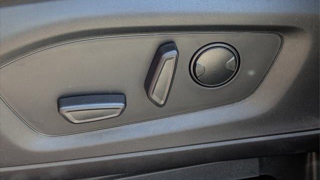 2023 Ford Explorer Hybrid Limited