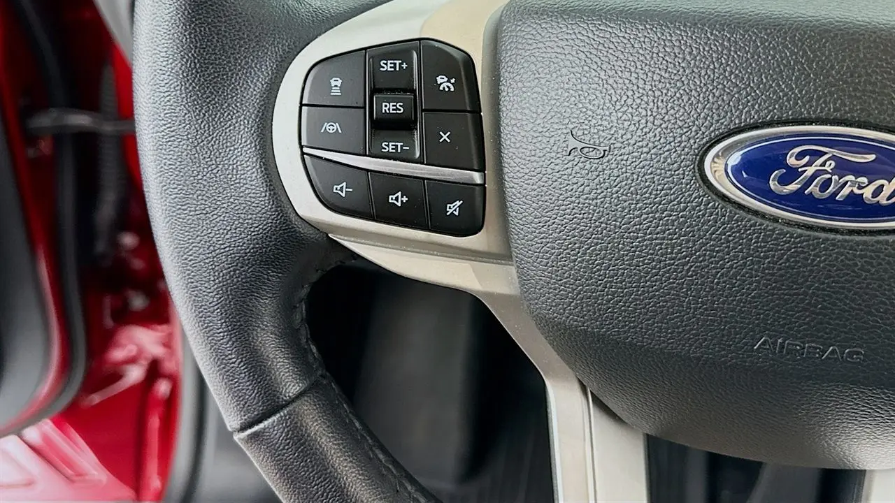 2023 Ford Explorer Hybrid Limited