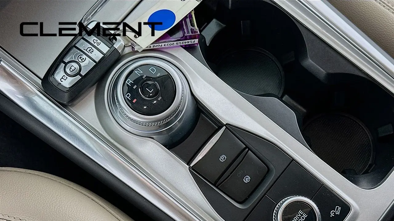 2023 Ford Explorer Hybrid Limited