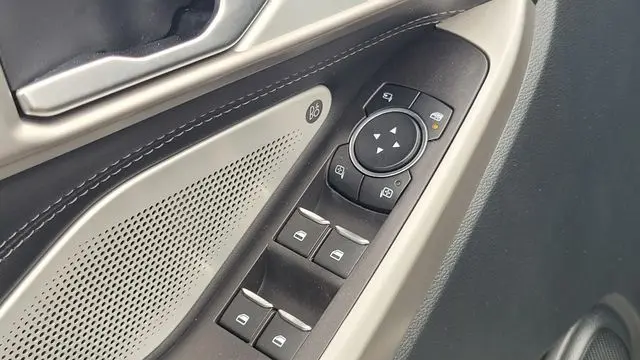 2023 Ford Explorer Hybrid Limited