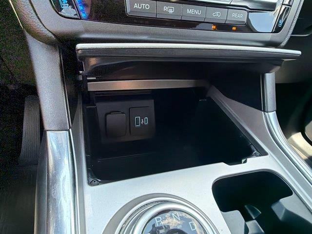 2020 Ford Explorer - $18,500