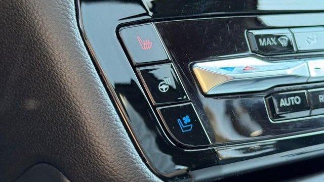 2023 Ford Explorer Hybrid Limited