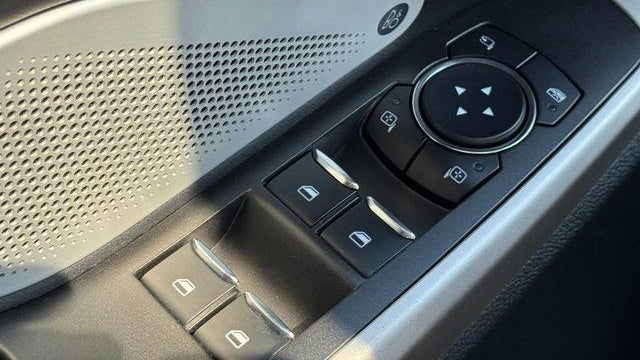 2023 Ford Explorer Hybrid Limited