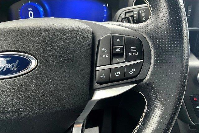 2020 Ford Explorer - $32,500