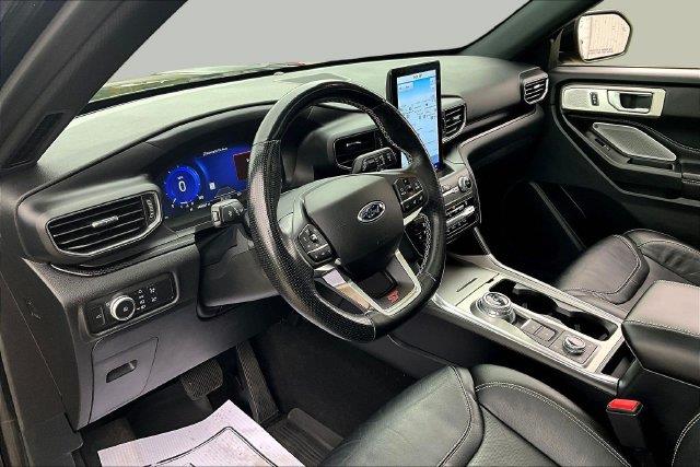 2020 Ford Explorer - $32,500