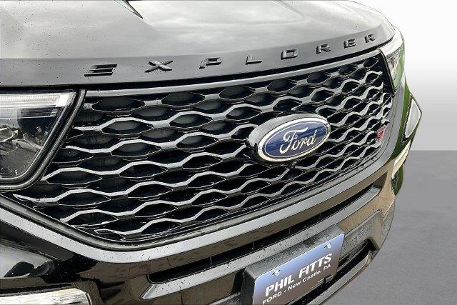 2020 Ford Explorer - $32,500