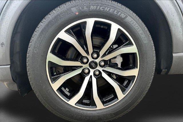 2020 Ford Explorer - $32,500